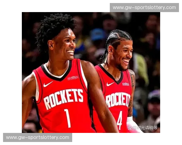 永恒的对决：俄克拉荷马的雷霆与休斯顿的火箭，2015年那一夜的史诗